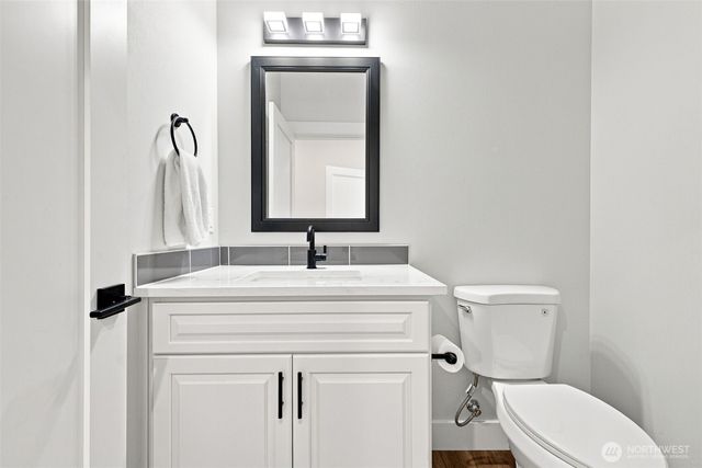 8121 35th Street W, University Place, WA 98466