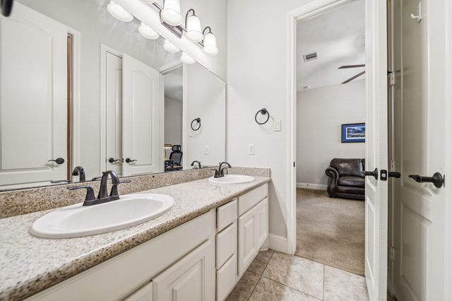 34 Lost Oak Court, Missouri City, TX 77459