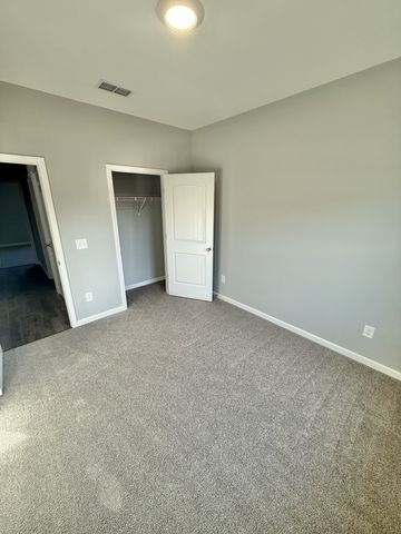 124 Stonehenge Cir, Manchester, TN 37355