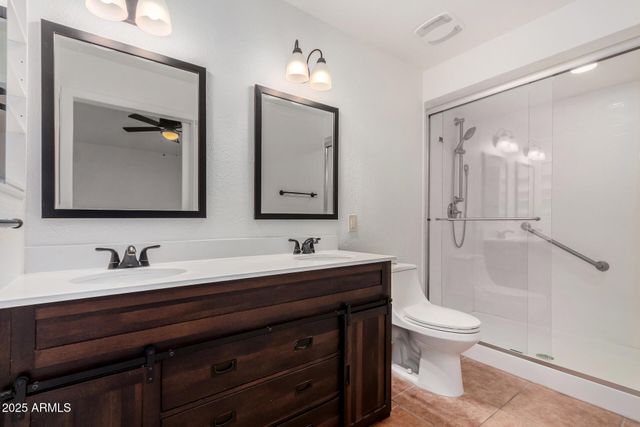 4546 E RENEE Drive, Phoenix, AZ 85050