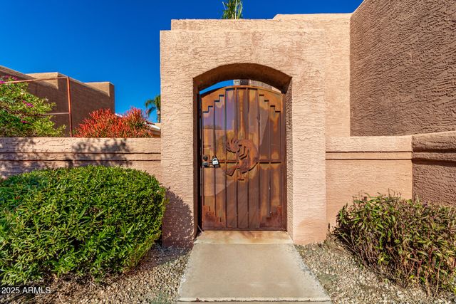 4546 E RENEE Drive, Phoenix, AZ 85050