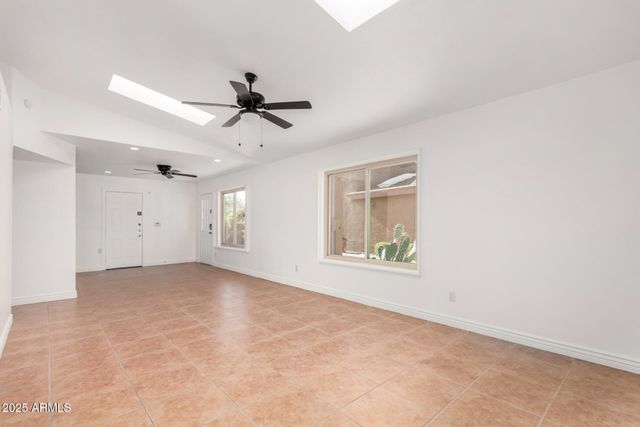 4546 E RENEE Drive, Phoenix, AZ 85050