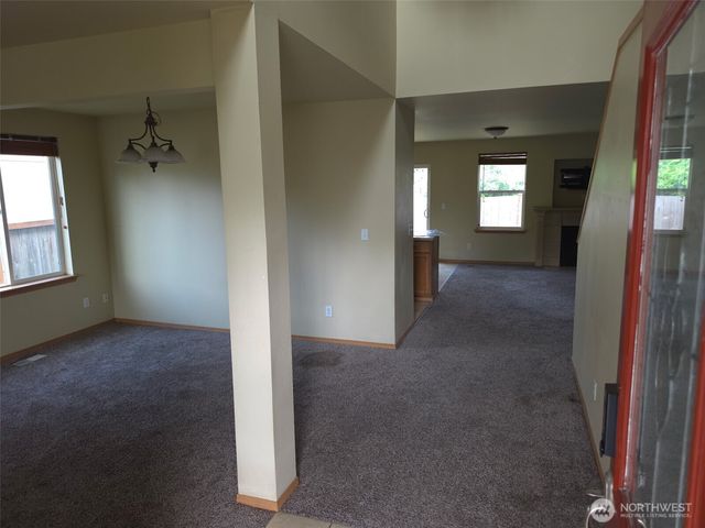 15880 104th Avenue SE, Yelm, WA 98597