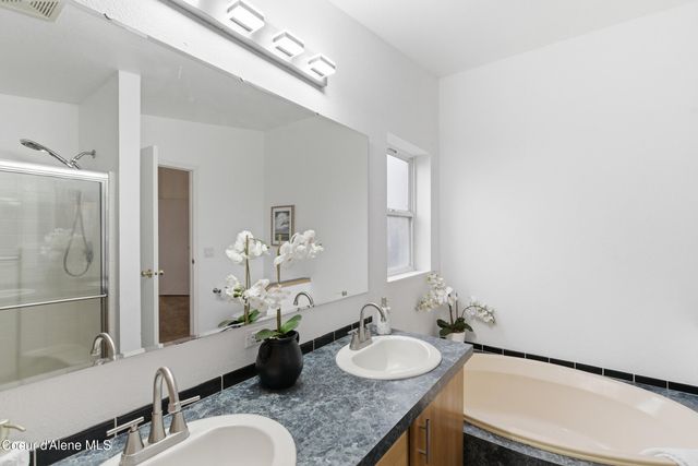 4470 E 16th AVE, TRLR 8, Post Falls, ID 83854