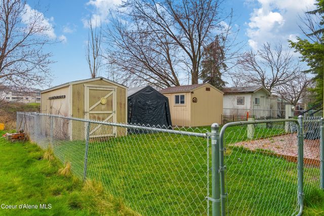 4470 E 16th AVE, TRLR 8, Post Falls, ID 83854