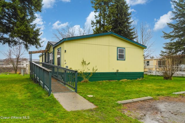 4470 E 16th AVE, TRLR 8, Post Falls, ID 83854