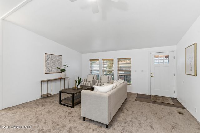 4470 E 16th AVE, TRLR 8, Post Falls, ID 83854