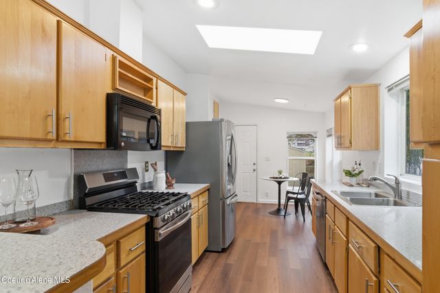 4470 E 16th AVE, TRLR 8, Post Falls, ID 83854