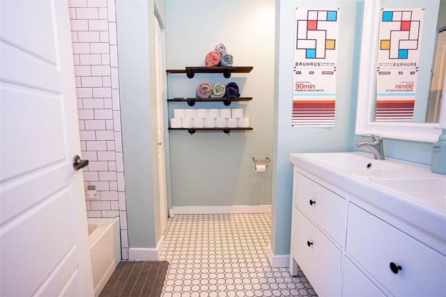 3909 N TAMPA STREET, Tampa, FL 33603