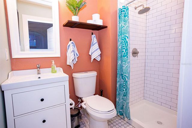 3909 N TAMPA STREET, Tampa, FL 33603