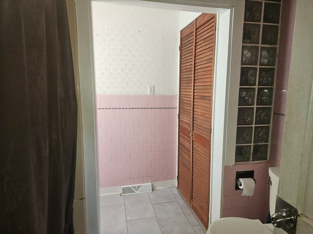 114 Pearl Street, Dartmouth, MA 02748