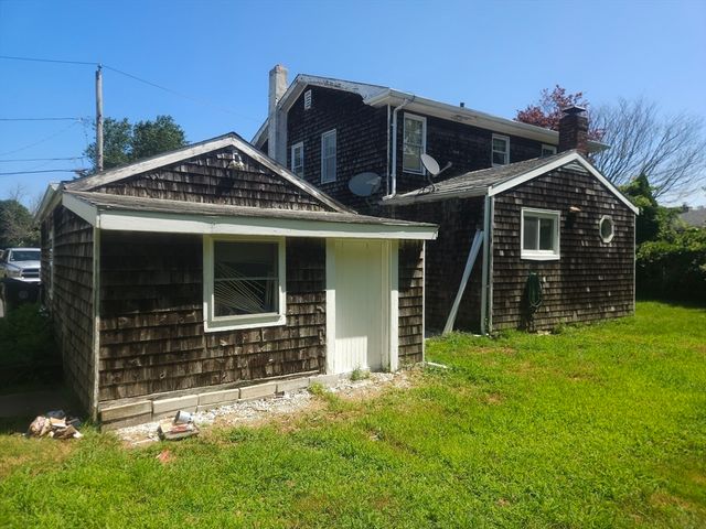 114 Pearl Street, Dartmouth, MA 02748
