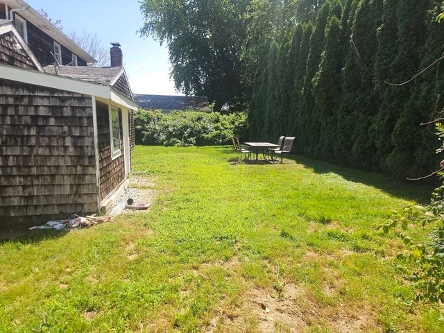 114 Pearl Street, Dartmouth, MA 02748