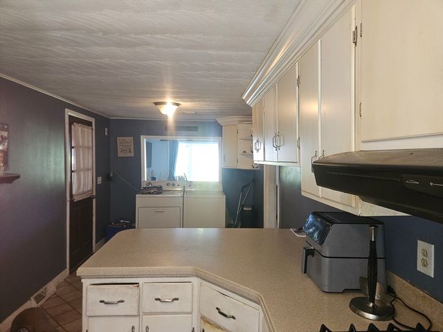 114 Pearl Street, Dartmouth, MA 02748