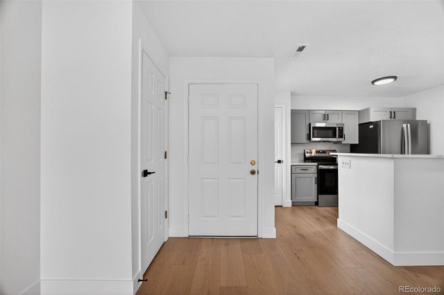 4831 White Rock Circle H, Boulder, CO 80301