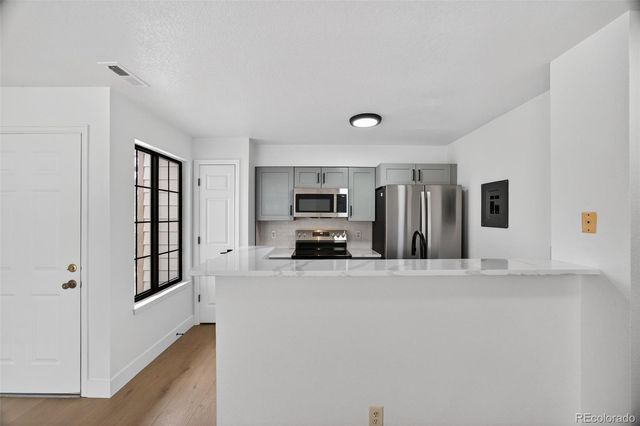 4831 White Rock Circle H, Boulder, CO 80301