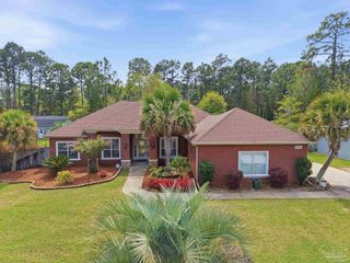 9643 Bone Bluff Dr, Navarre, FL 32566