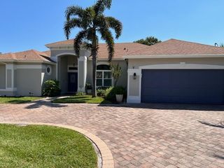 8120 SE Crossrip Street, Hobe Sound, FL 33455