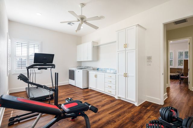 1209 Windsor Drive, Corsicana, TX 75110