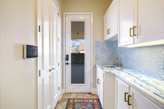 1209 Windsor Drive, Corsicana, TX 75110