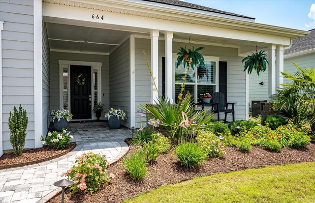664 Marsh Cove Circle, Summerville, SC 29486