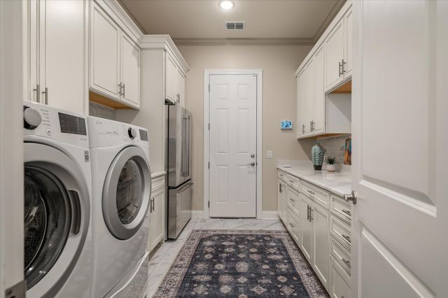 664 Marsh Cove Circle, Summerville, SC 29486