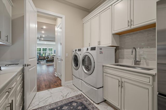 664 Marsh Cove Circle, Summerville, SC 29486