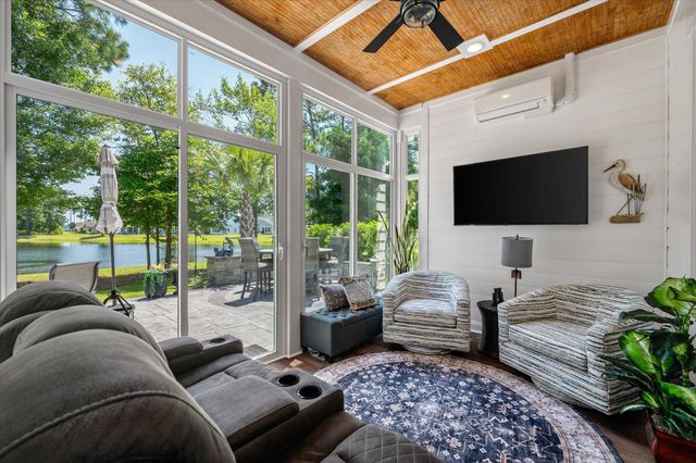 664 Marsh Cove Circle, Summerville, SC 29486