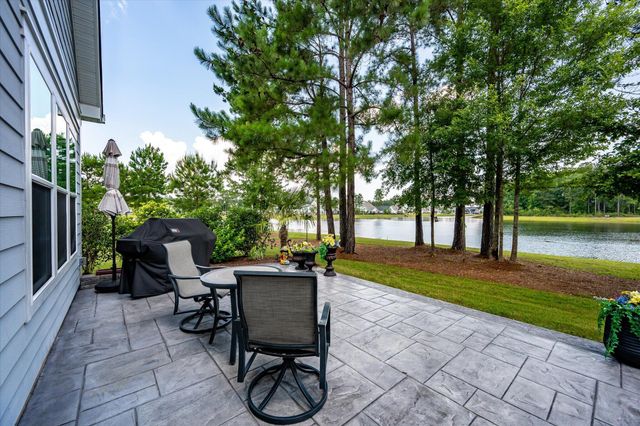 664 Marsh Cove Circle, Summerville, SC 29486