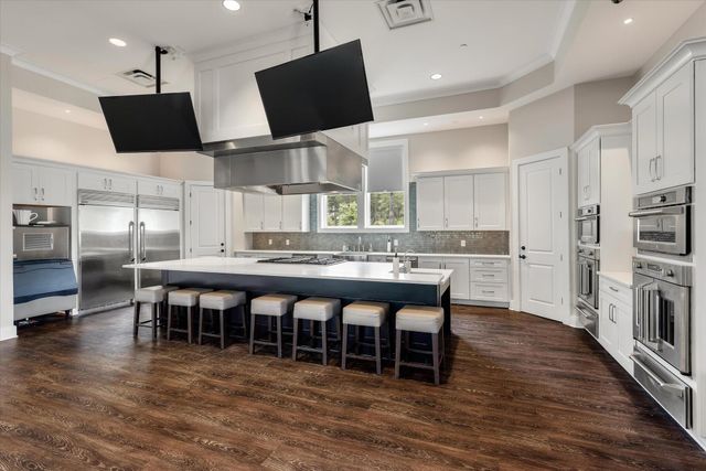 664 Marsh Cove Circle, Summerville, SC 29486