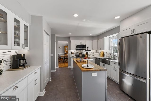 7912 BRIARHEATH CT, Gaithersburg, MD 20882