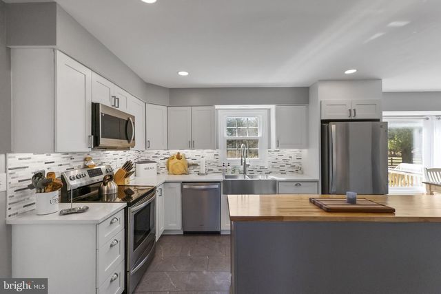 7912 BRIARHEATH CT, Gaithersburg, MD 20882