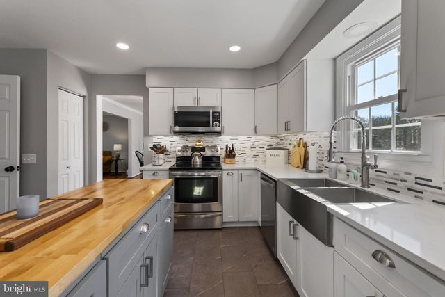 7912 BRIARHEATH CT, Gaithersburg, MD 20882