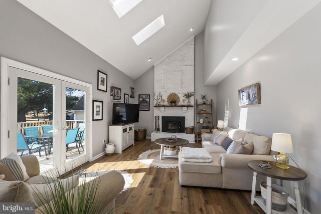 7912 BRIARHEATH CT, Gaithersburg, MD 20882