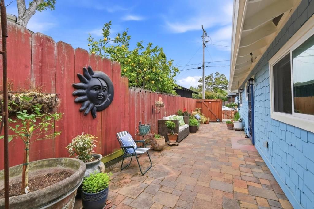 Image 31 of property listing at 212 3rd Avenue, Santa Cruz, CA 95062