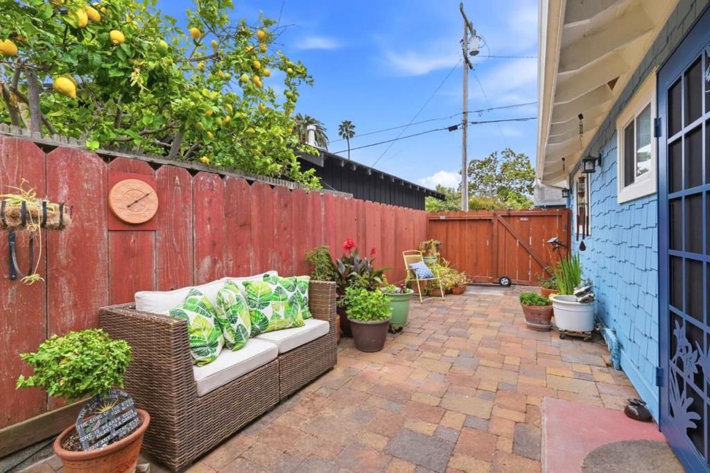 Image 32 of property listing at 212 3rd Avenue, Santa Cruz, CA 95062
