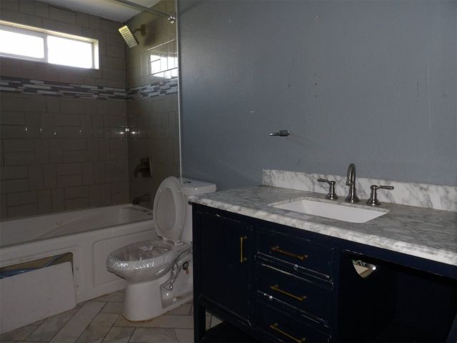 8317 NW 27th Street, Bethany, OK 73008
