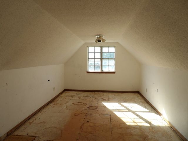8317 NW 27th Street, Bethany, OK 73008