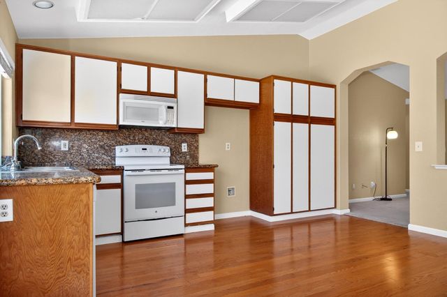 83 James Ct, Tracy, CA 95376