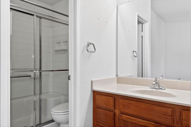 83 James Ct, Tracy, CA 95376