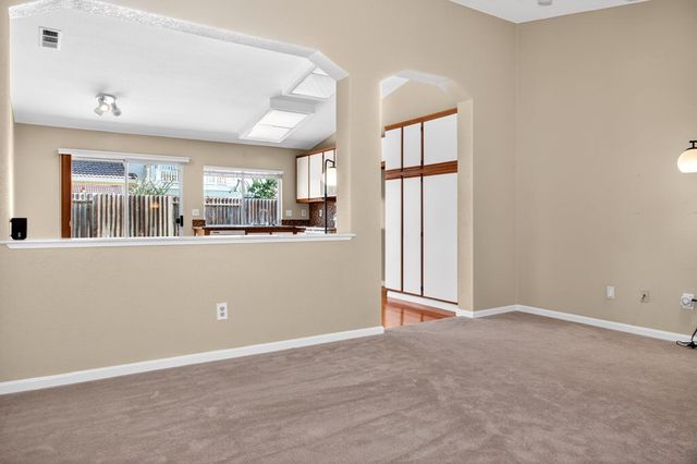 83 James Ct, Tracy, CA 95376