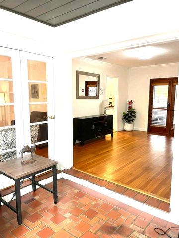 1403 SE 2nd Street 1, Fort Lauderdale, FL 33301