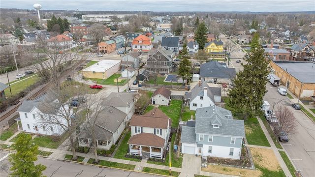 111 W Dow Street, Tipp City, OH 45371