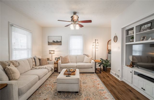 111 W Dow Street, Tipp City, OH 45371