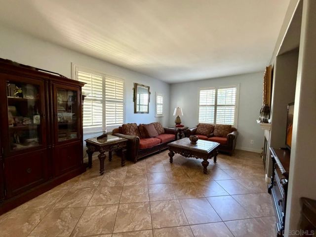 2297 Treetop Ln, Chula Vista, CA 91915