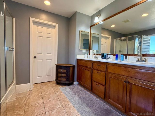2297 Treetop Ln, Chula Vista, CA 91915