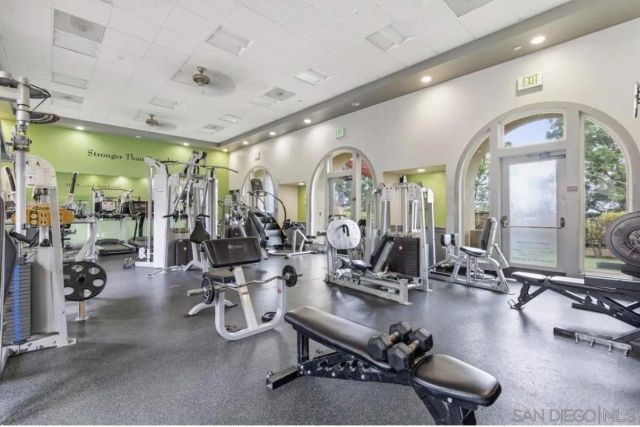 2297 Treetop Ln, Chula Vista, CA 91915