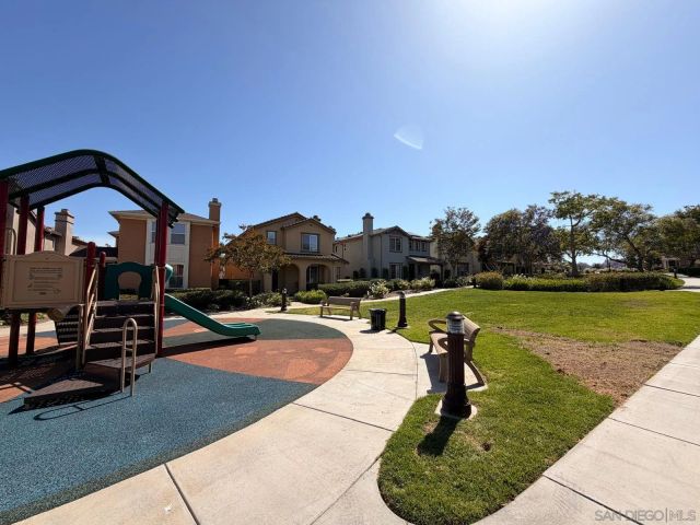 2297 Treetop Ln, Chula Vista, CA 91915