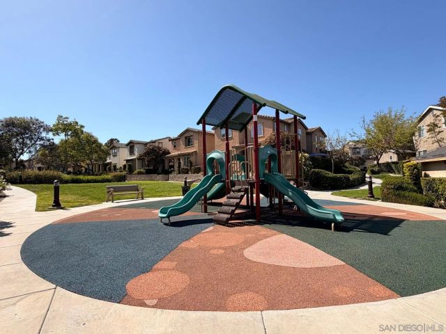 2297 Treetop Ln, Chula Vista, CA 91915