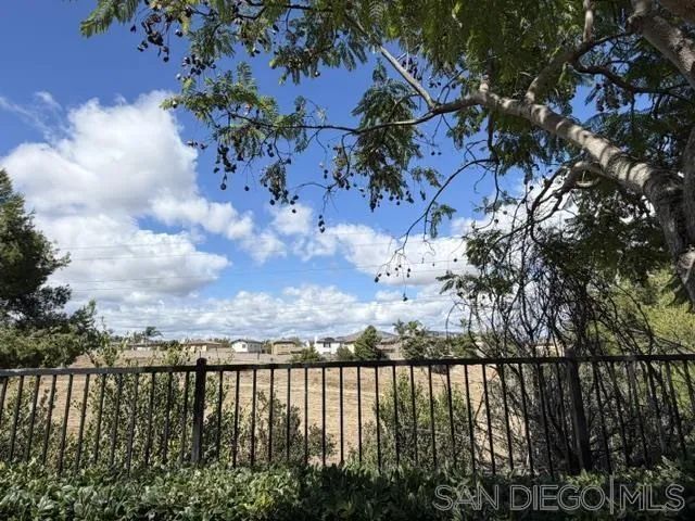 2297 Treetop Ln, Chula Vista, CA 91915